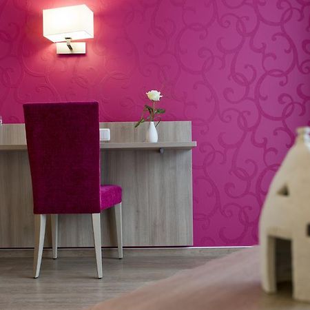 Landhotel Im Klostereck Strubel-Roos Flonheim Oda fotoğraf